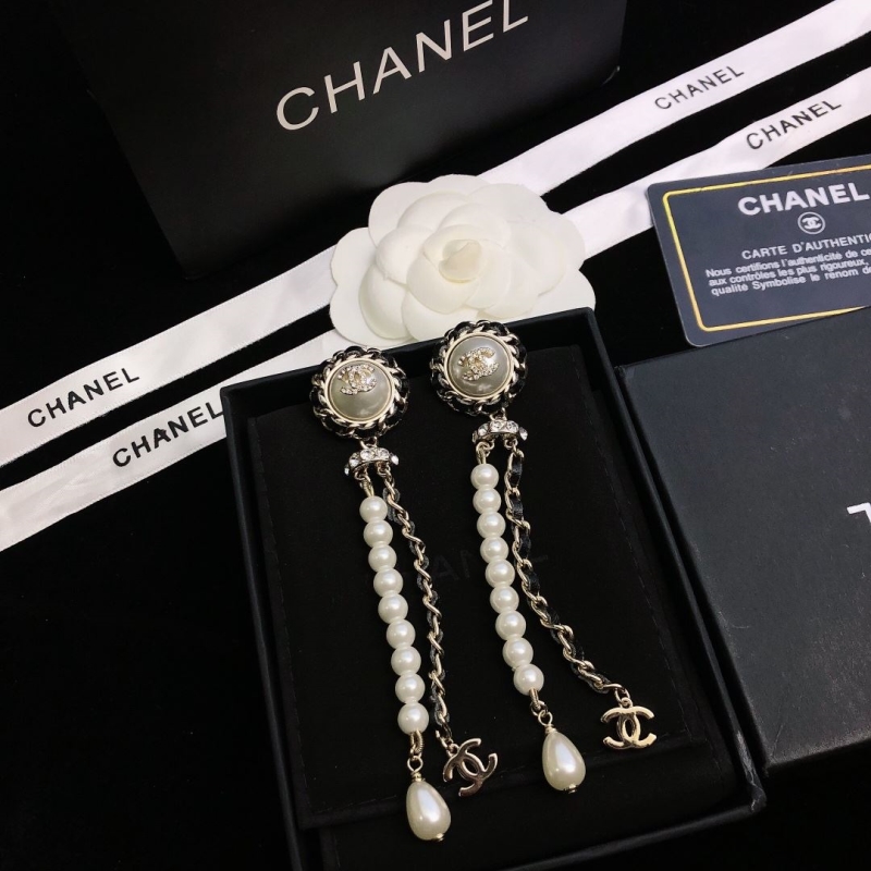 Ch**el earrings